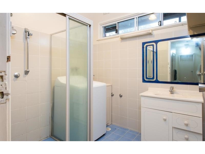 25 Turner Esplanade, East Corrimal NSW 2518