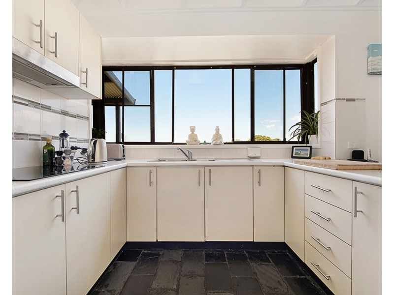 14 Masthead Place, Berkeley NSW 2506