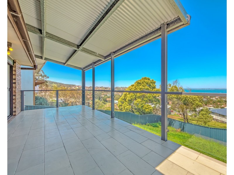 14 Masthead Place, Berkeley NSW 2506