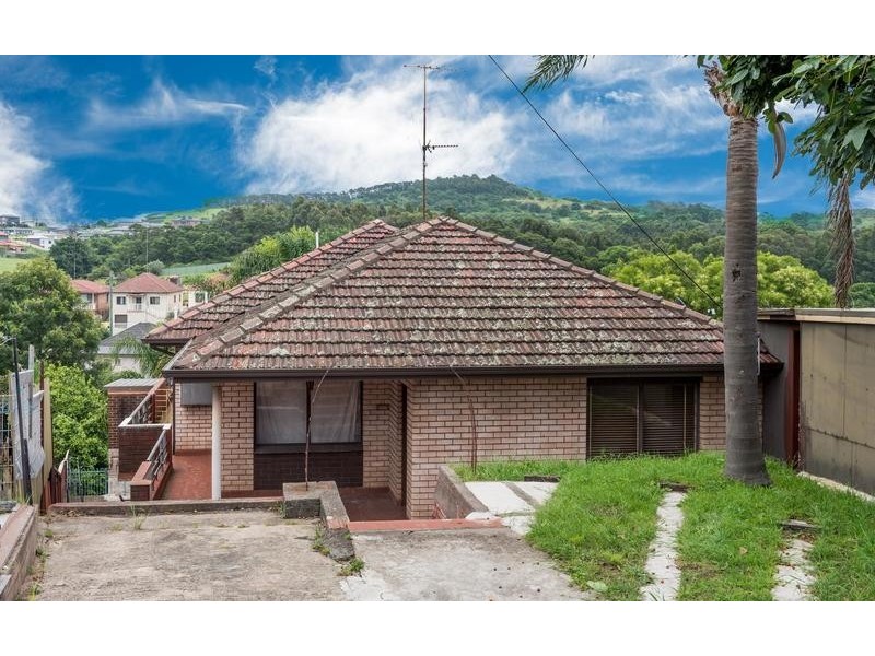 142 Lake Avenue, Cringila NSW 2502