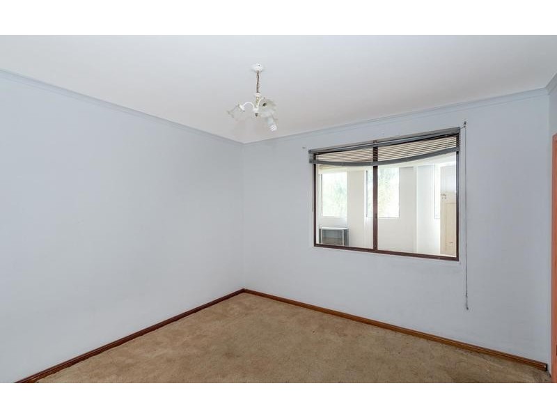 142 Lake Avenue, Cringila NSW 2502