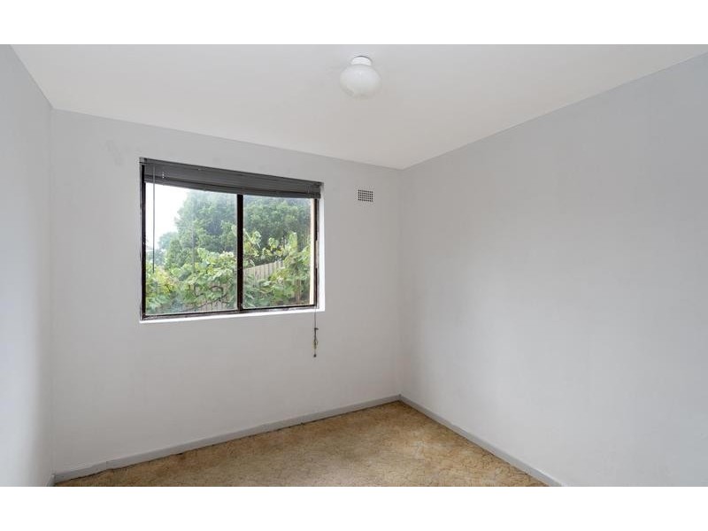 142 Lake Avenue, Cringila NSW 2502
