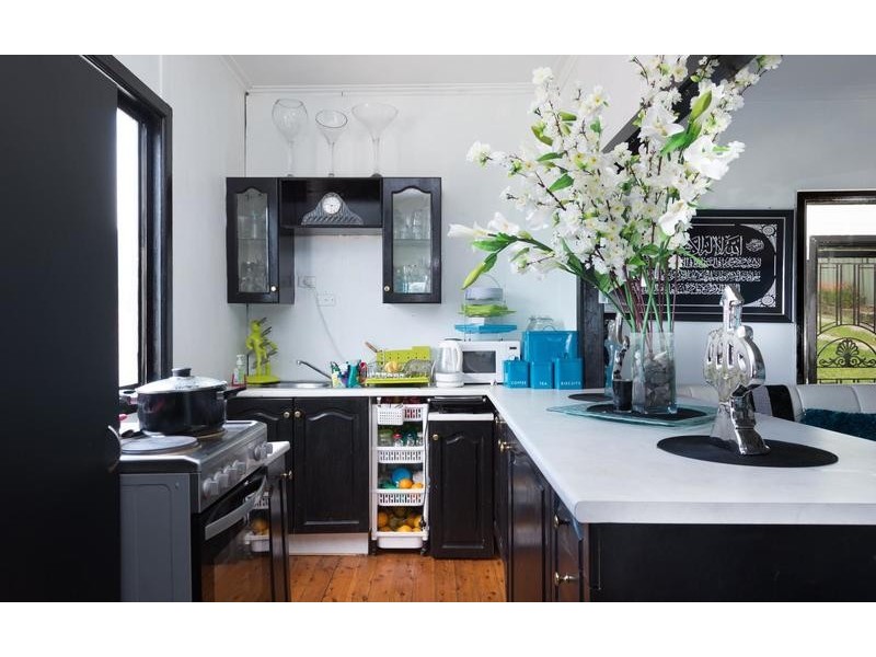 24 Jarvie Road, Cringila NSW 2502