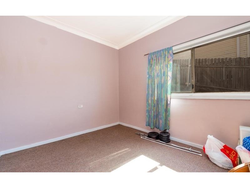 15 McGovern Street, Cringila NSW 2502