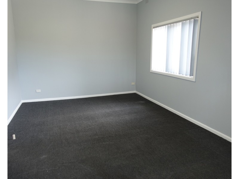 6 Monteith Street, Cringila NSW 2502