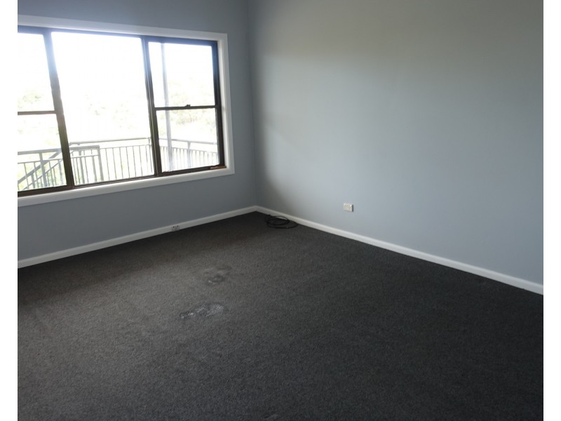 6 Monteith Street, Cringila NSW 2502