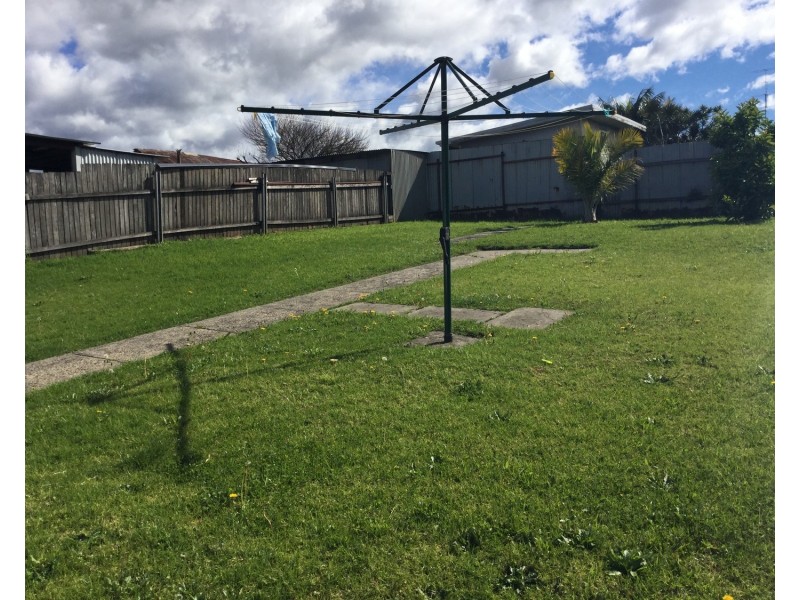 6 Monteith Street, Cringila NSW 2502