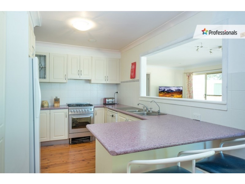 35 Joseph Street, Woonona NSW 2517