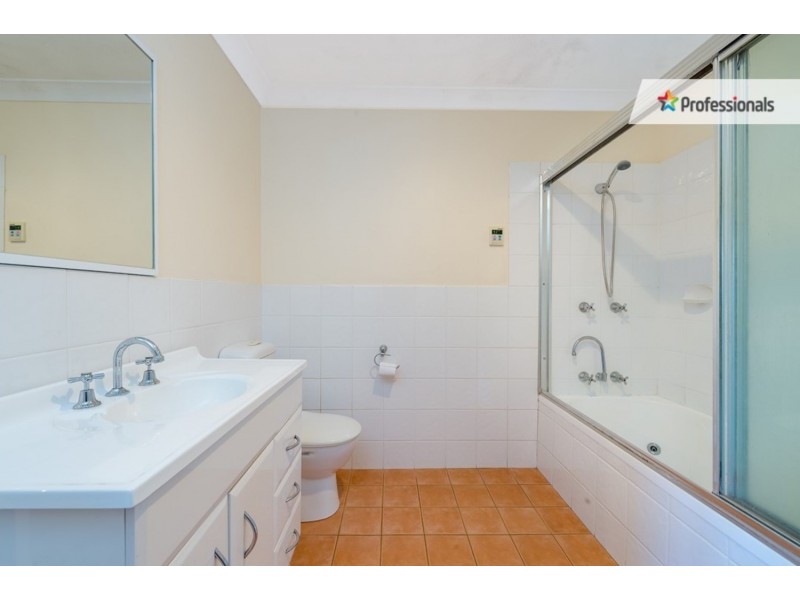 35 Joseph Street, Woonona NSW 2517