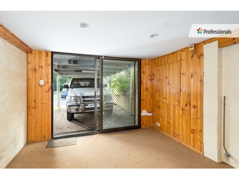 35 Joseph Street, Woonona NSW 2517