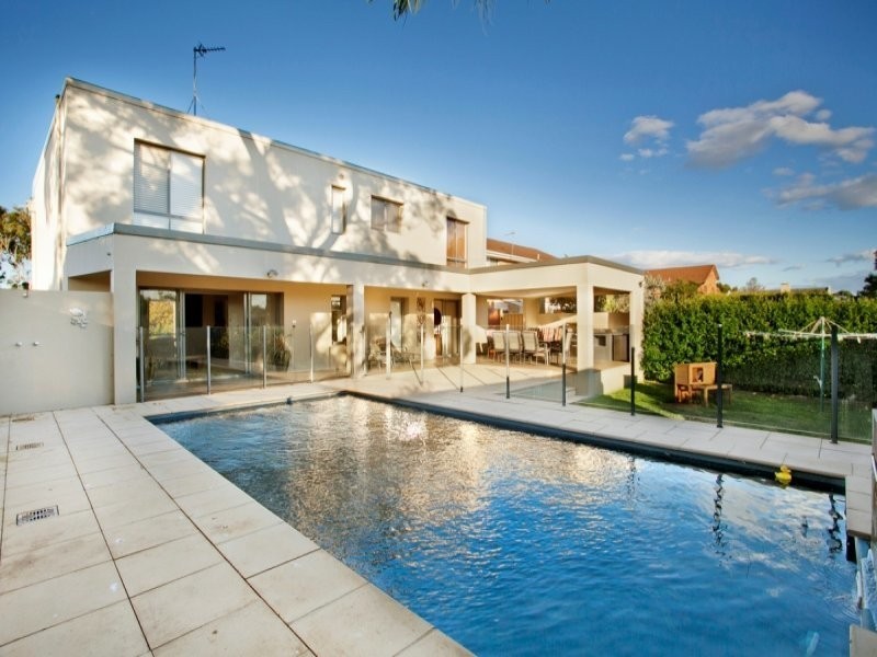 10 Valetta Street, West Wollongong NSW 2500