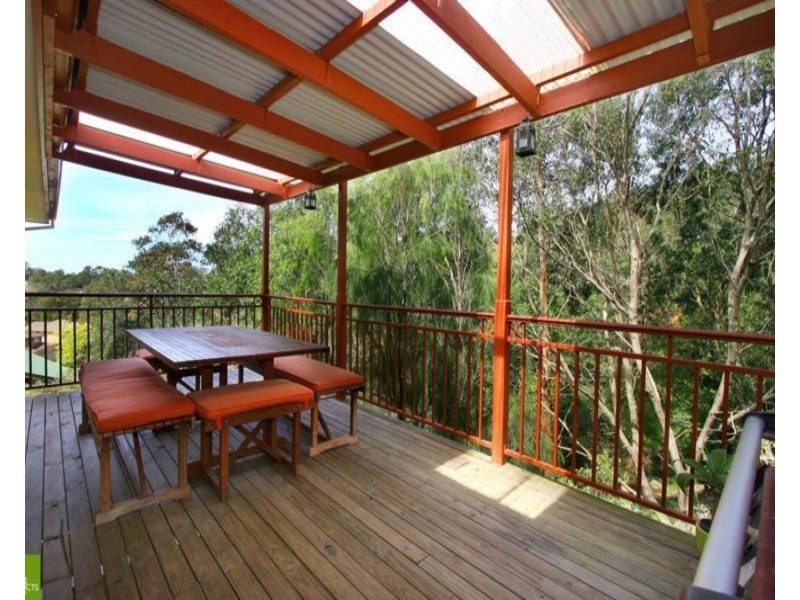 37 Taminga Crescent, Cordeaux Heights NSW 2526