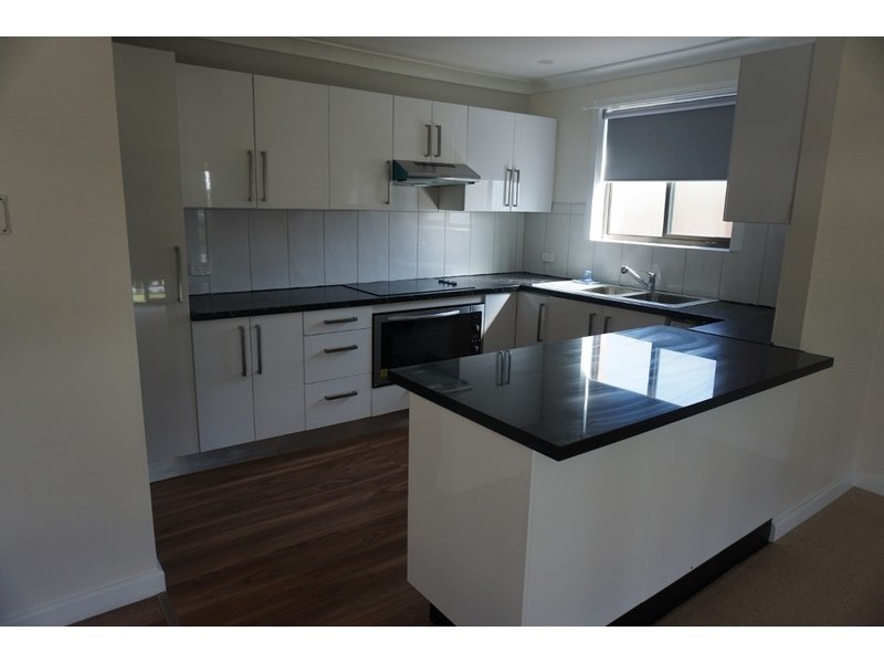 122 Landy Drive, Mount Warrigal NSW 2528