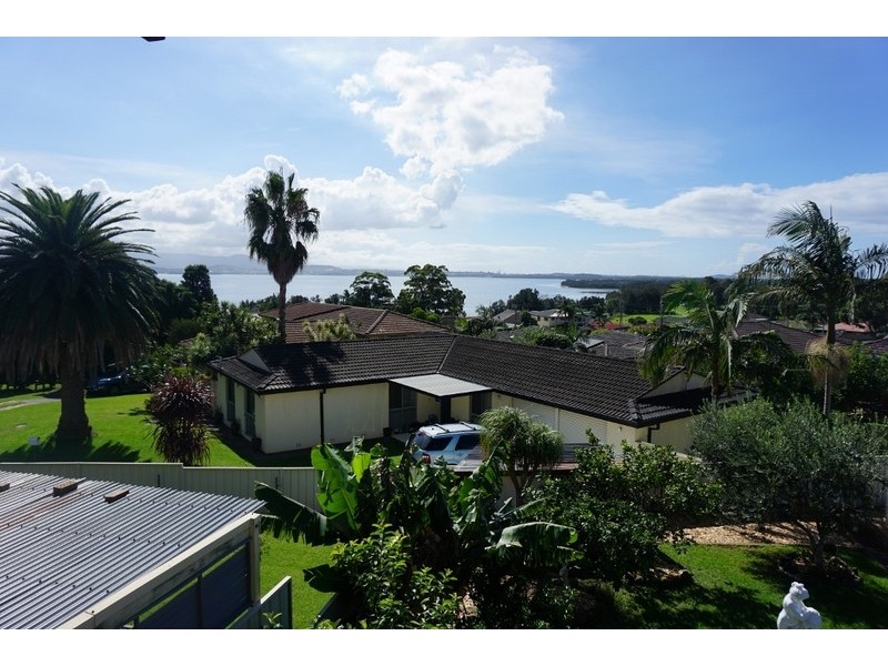 122 Landy Drive, Mount Warrigal NSW 2528