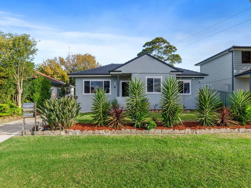 19 Fairy Avenue, Fairy Meadow NSW 2519
