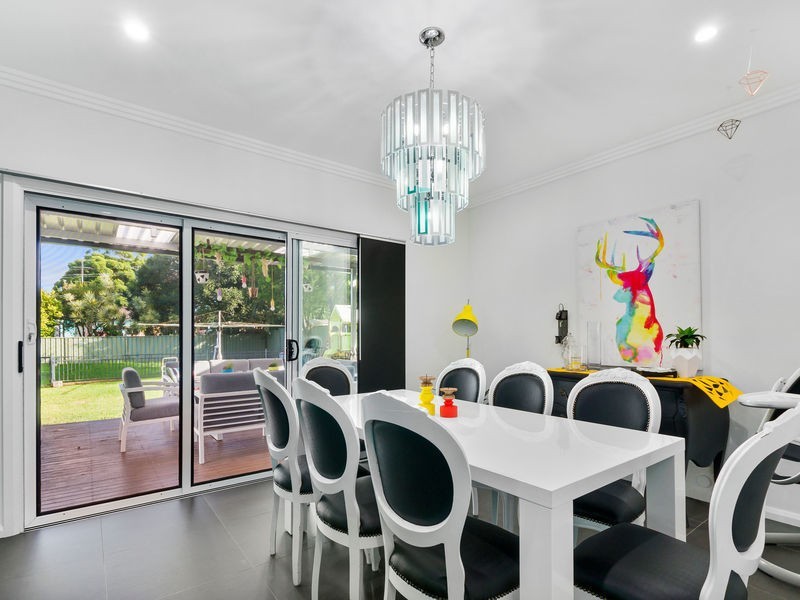 19 Fairy Avenue, Fairy Meadow NSW 2519