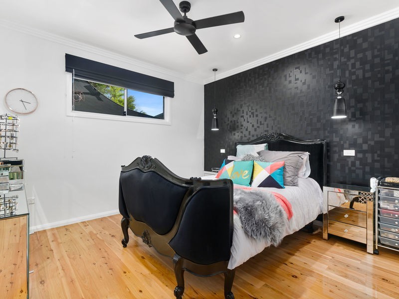 19 Fairy Avenue, Fairy Meadow NSW 2519