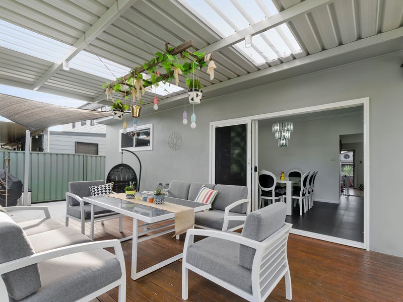 19 Fairy Avenue, Fairy Meadow NSW 2519