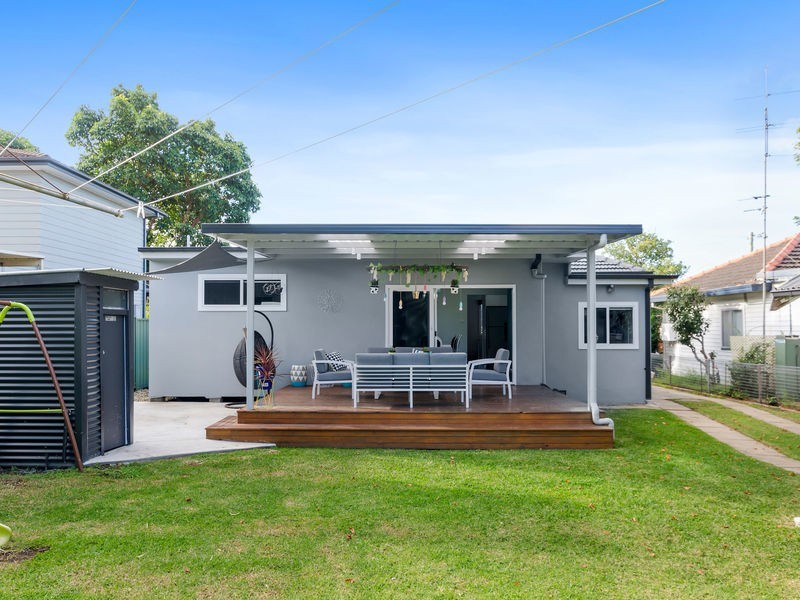 19 Fairy Avenue, Fairy Meadow NSW 2519