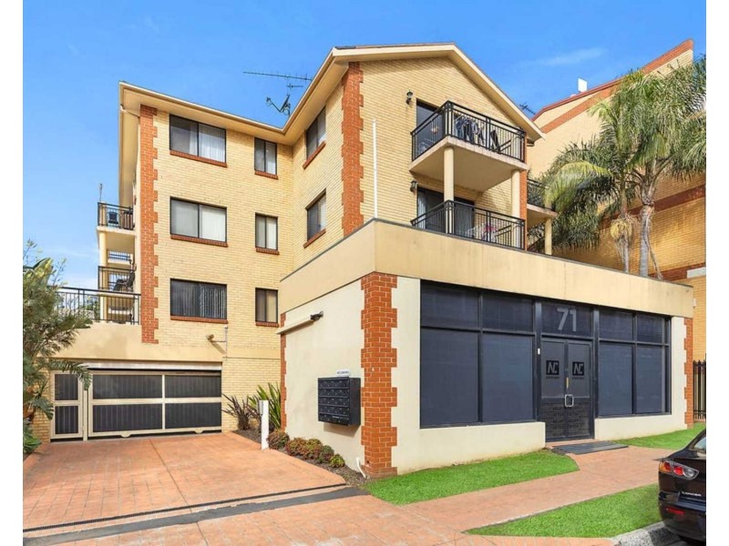 16/71 Keira Street, Wollongong NSW 2500