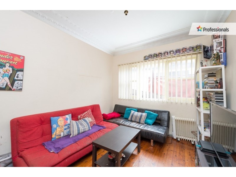 58 Lake Avenue, Cringila NSW 2502