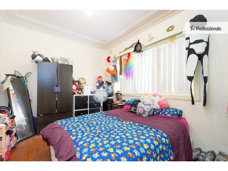 58 Lake Avenue, Cringila NSW 2502
