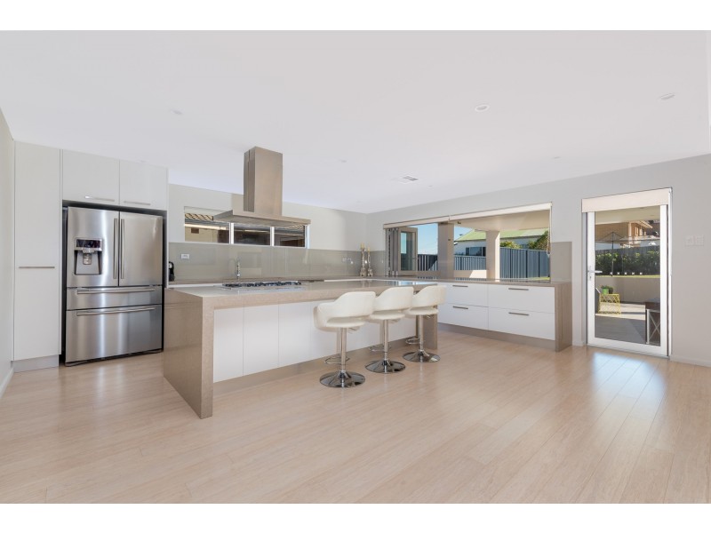 4 Quarry Street, Port Kembla NSW 2505