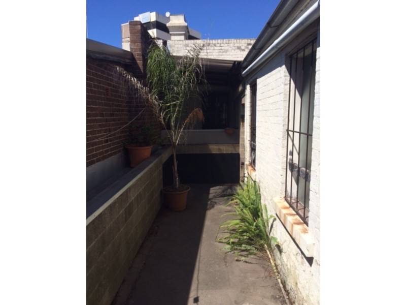 1/254 Crown Lane, Wollongong NSW 2500