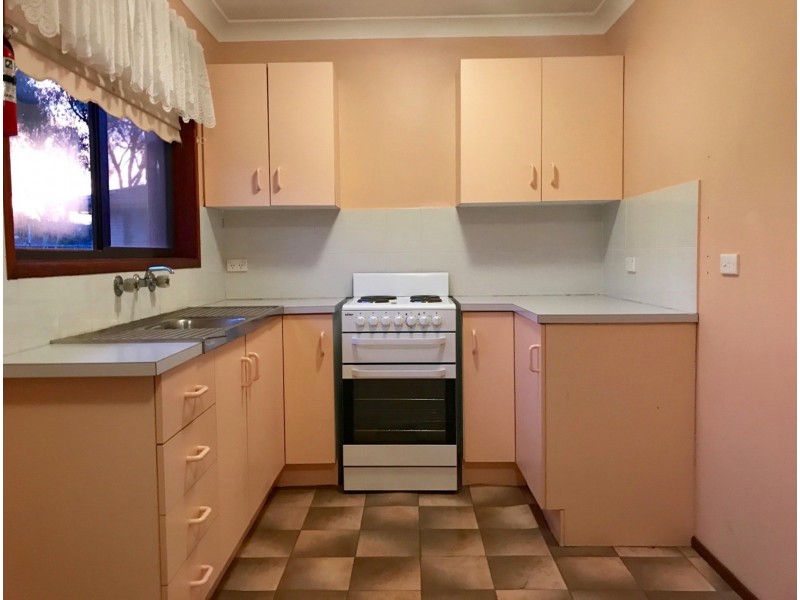 4 Blackwood Way, Albion Park Rail NSW 2527