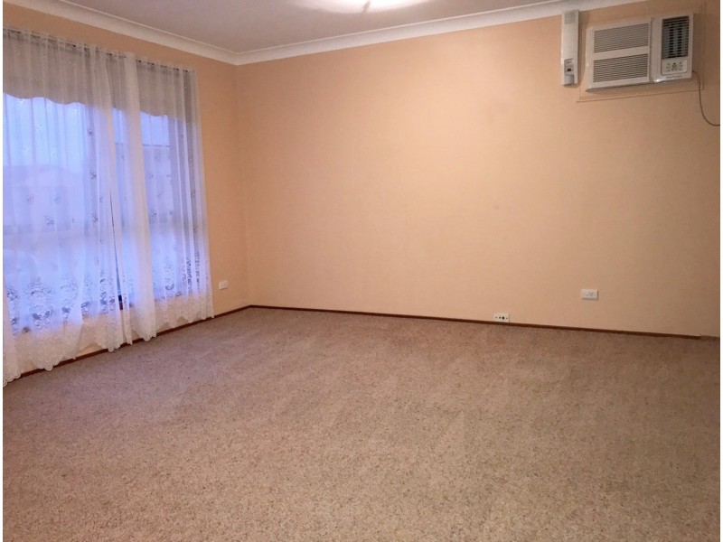 4 Blackwood Way, Albion Park Rail NSW 2527