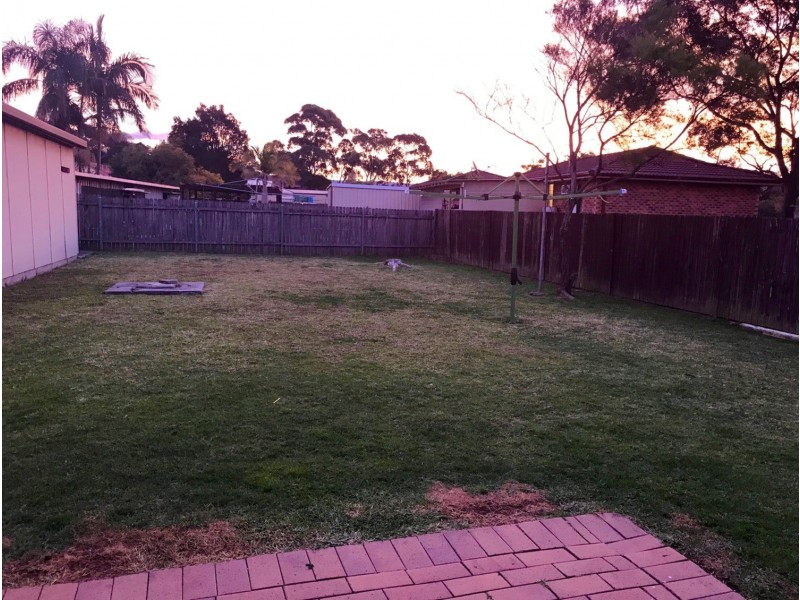 4 Blackwood Way, Albion Park Rail NSW 2527