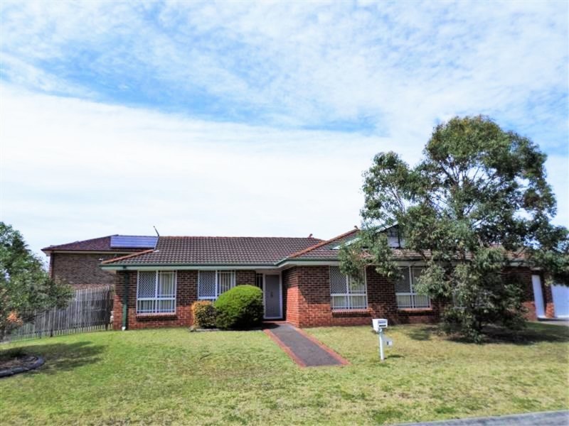 8 Robert Westmacott Avenue, Woonona NSW 2517