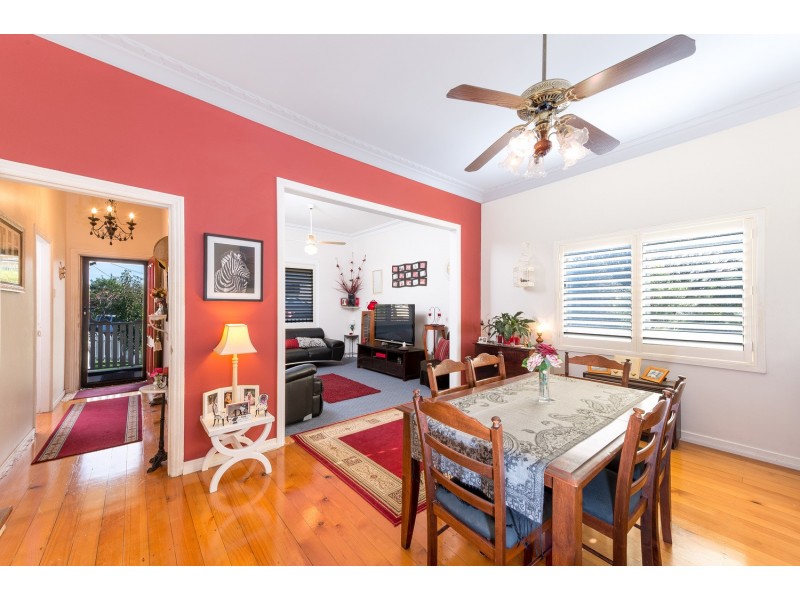 32 Fifth Avenue, Port Kembla NSW 2505