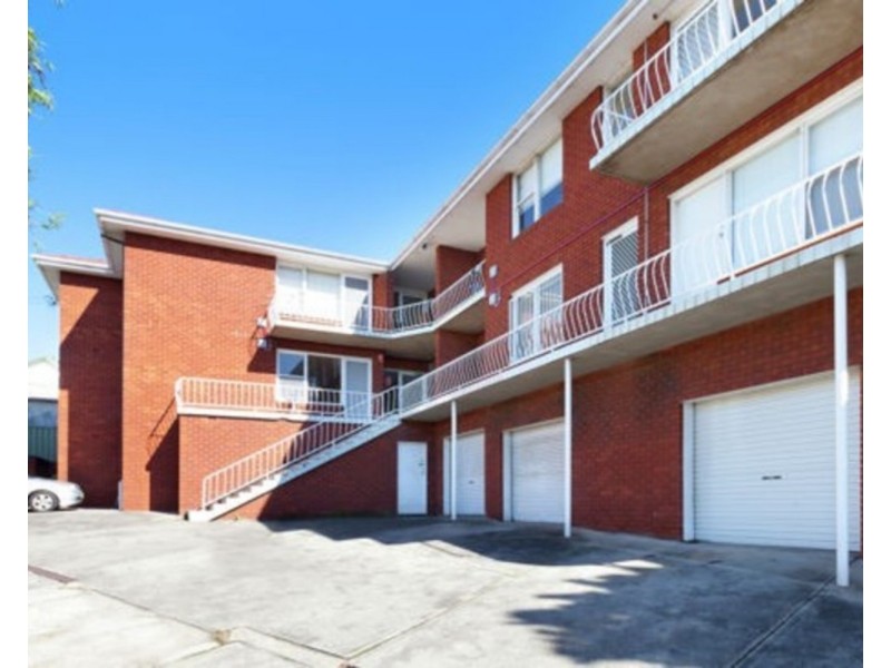 2/1 Rawlinson Avenue, Wollongong NSW 2500