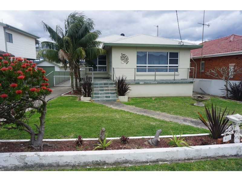 62 Lakeview Parade, Primbee NSW 2502