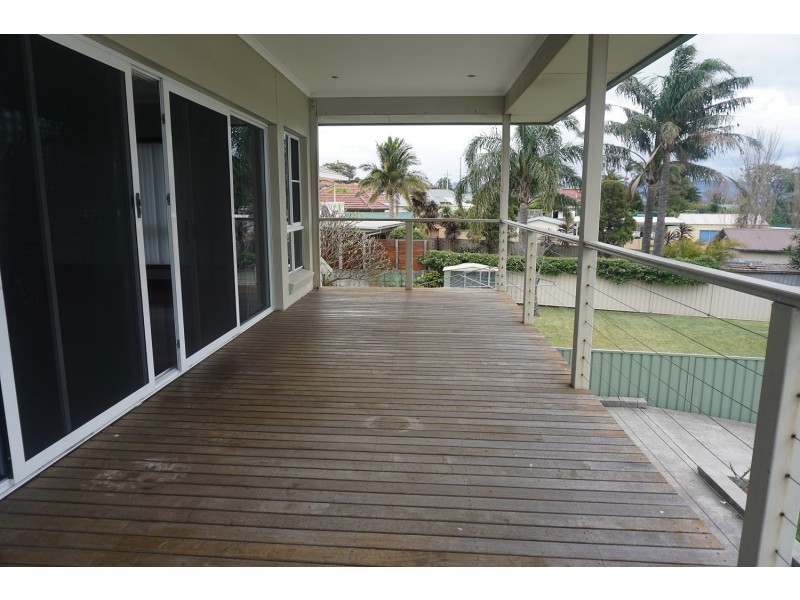 62 Lakeview Parade, Primbee NSW 2502