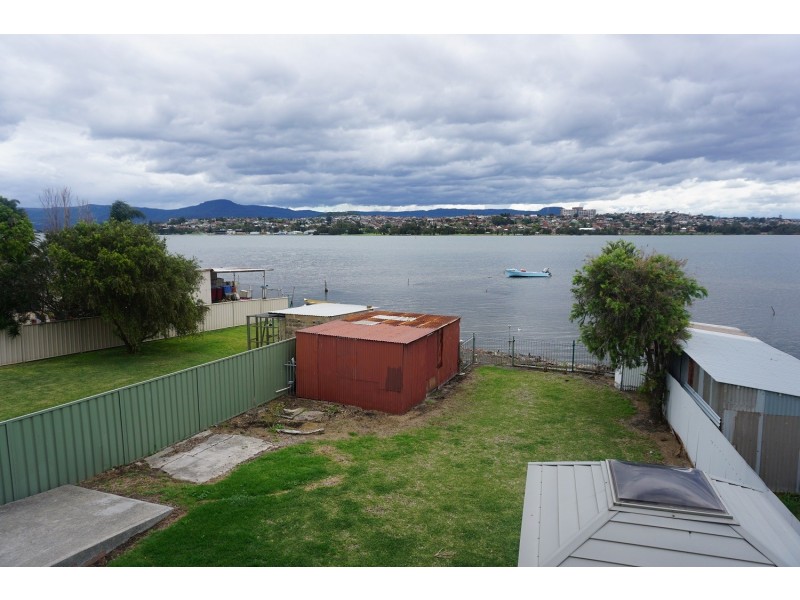 62 Lakeview Parade, Primbee NSW 2502