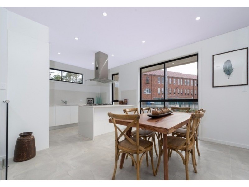 1-9/1 Woodlawn Avenue, Mangerton NSW 2500