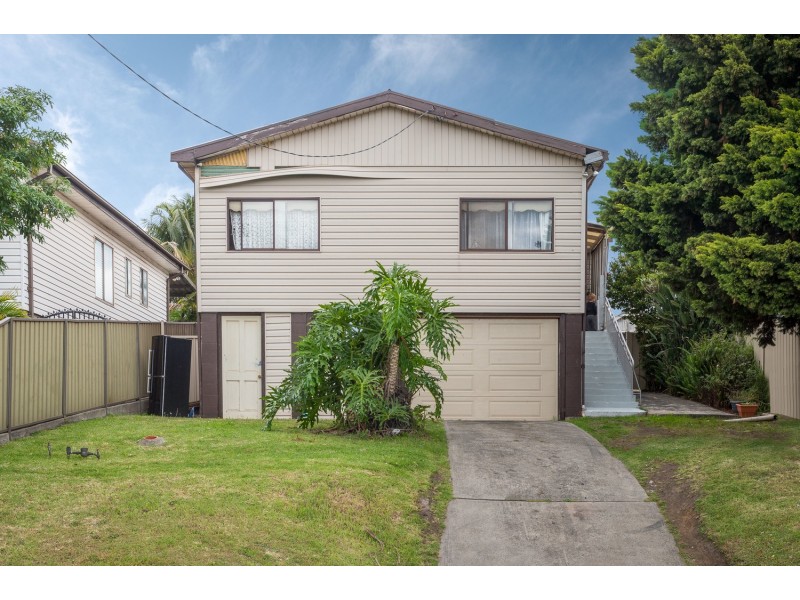7 Fitzgerald Street, Cringila NSW 2502