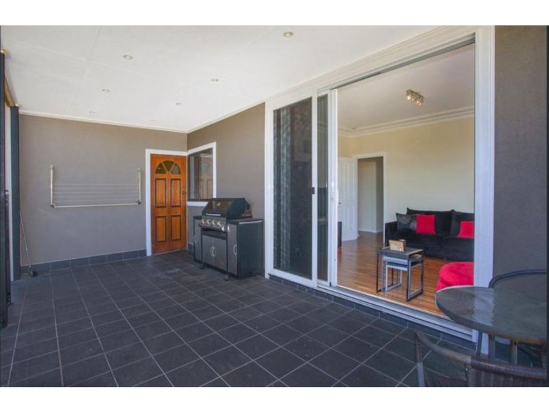 35 Steel Street, Cringila NSW 2502