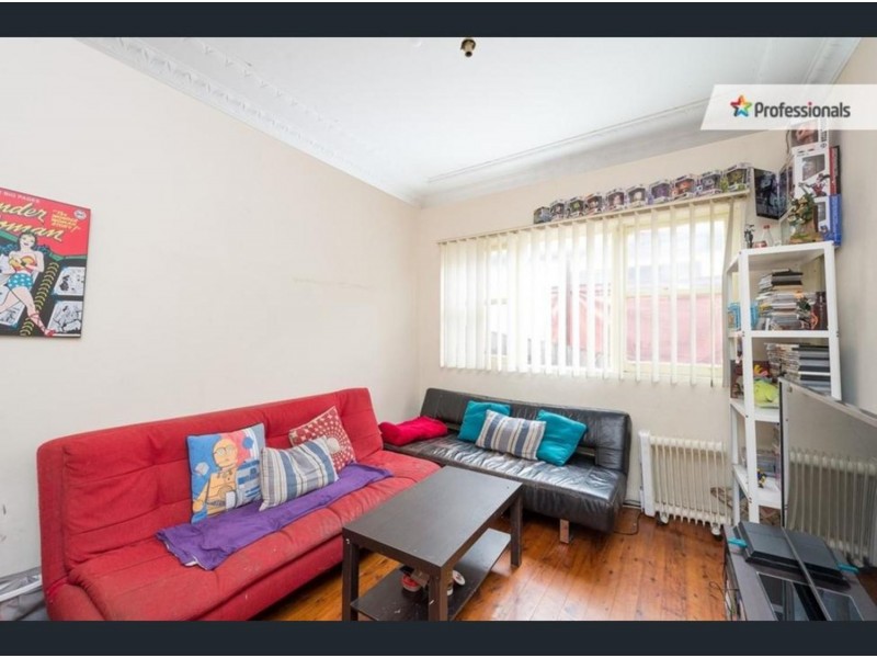 58 Lake Avenue, Cringila NSW 2502