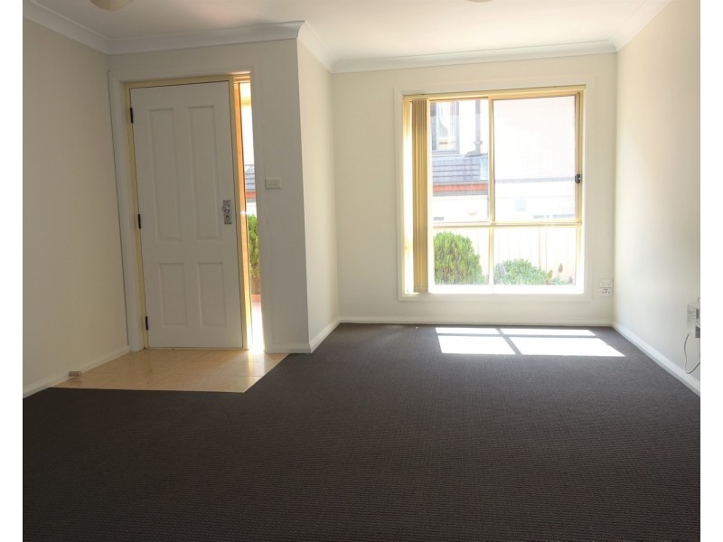 2/13 New Dapto Road, Wollongong NSW 2500