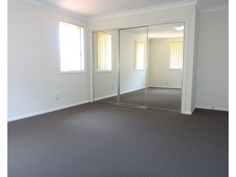 2/13 New Dapto Road, Wollongong NSW 2500
