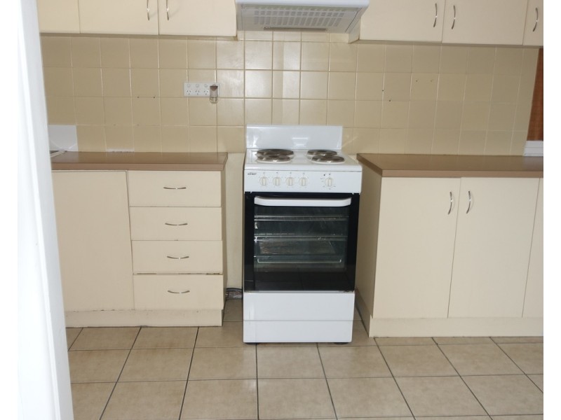 39 First Avenue, Warrawong NSW 2502