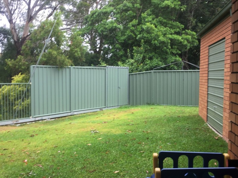 8 Ziems Avenue, Towradgi NSW 2518