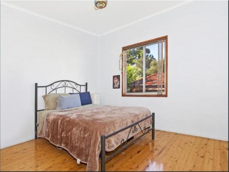 84  Mount Keira Road, West Wollongong NSW 2500