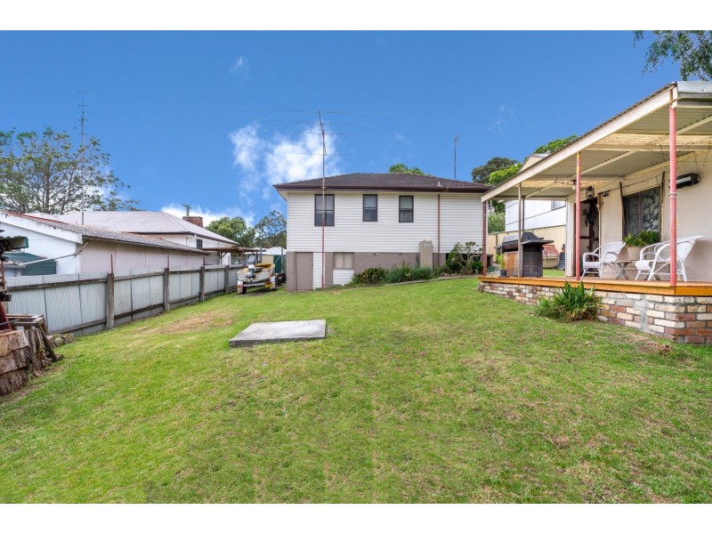 4 Rhondda Street, Berkeley NSW 2506