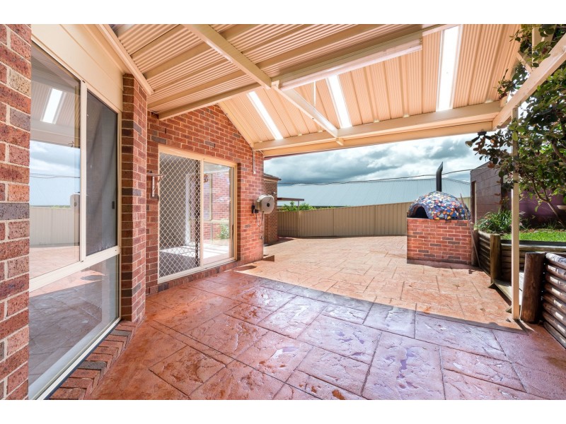 45 Fields Drive, Albion Park NSW 2527