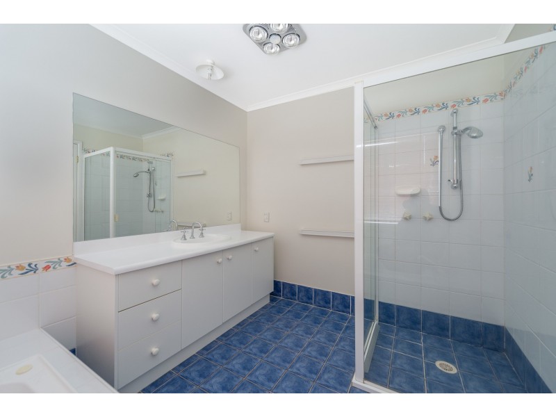 45 Fields Drive, Albion Park NSW 2527