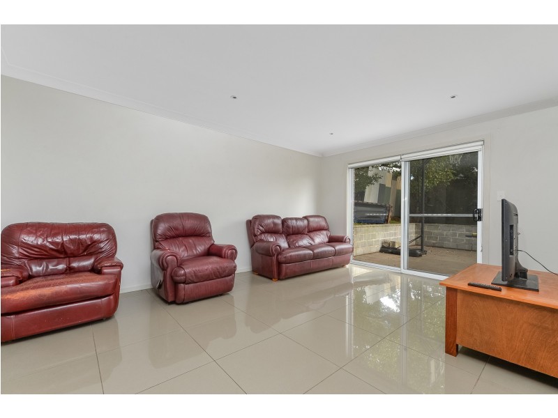 9 Phillips Avenue, West Wollongong NSW 2500